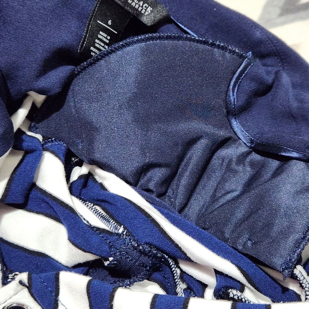 White House Black Market Blazer Size 6 White Blue Navy Striped  Front Buttons. - Picture 9 of 10